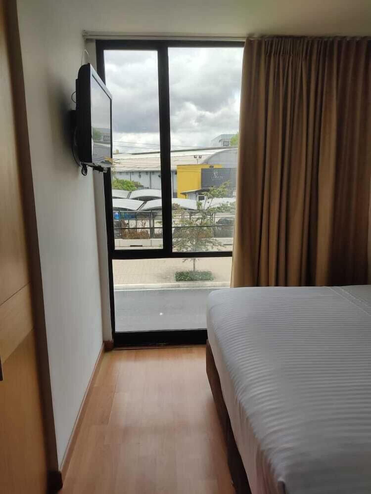 Hotel Dorado Ferial Bogotá Exterior foto