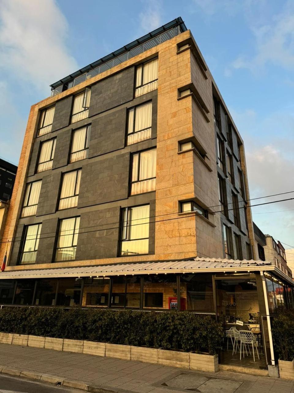 Hotel Dorado Ferial Bogotá Exterior foto
